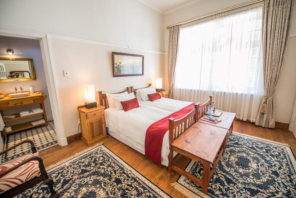 Excelsior Manor Guesthouse Ashton Екстер'єр фото